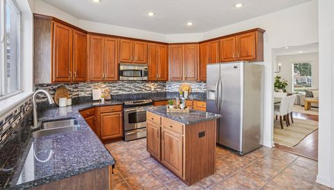 3831 Brantley Pl Cir