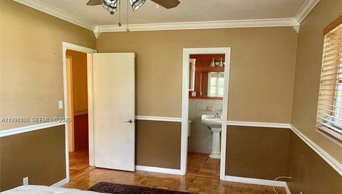 516 Ne 28th Dr