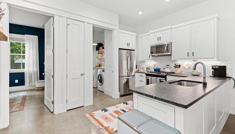 3206 Garden Villa LN