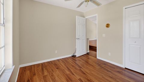 2727 RUNNING SPRINGS LOOP