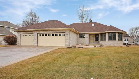 3240 139th Avenue NW