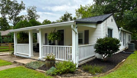 1179 S Nixon Camp Rd