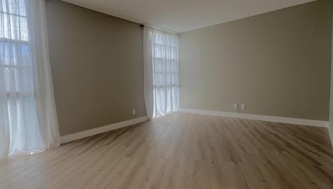 20500 W Country Club Dr APT 308 Aventura