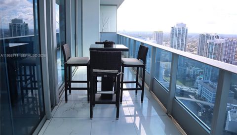 200 Biscayne Boulevard Way