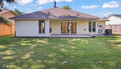 2807 Custer Dr