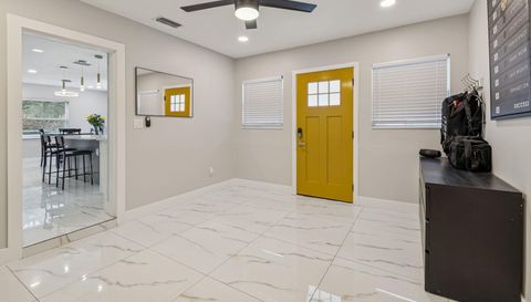 1102 E River Cove St