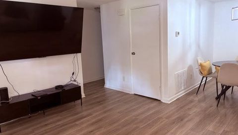 11806 Battery Pl