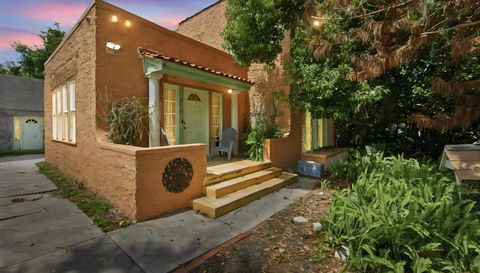216 Blanche Pl
