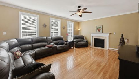 12101 Golden Aster Terrace