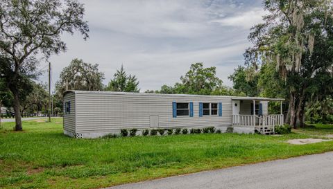 2778 N Rutgers Terrace