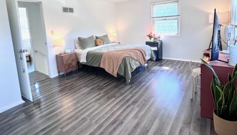 2613 HAWTHORNE Drive