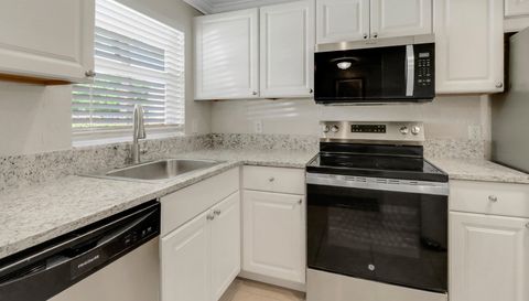 501 Forest Lakes Blvd