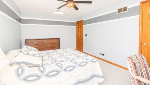 1368 Hunter Circle