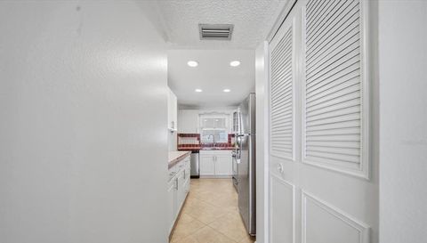 5980 SHORE BOULEVARD S