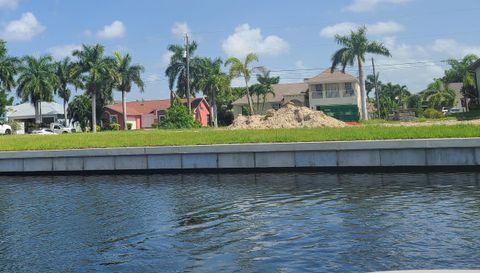 2712 SW 37th Terrace