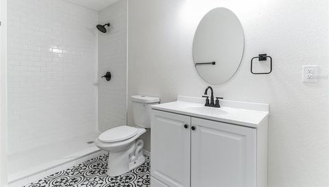 6310 BELLE ISLES DRIVE