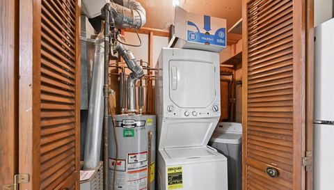 9313 Ranchview Lane N