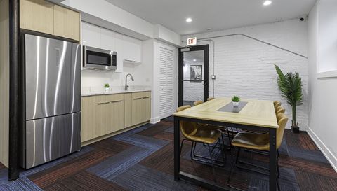 1556 W Juneway Terrace