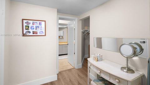 20281 E Country Club Dr