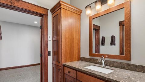 1912 Linner Woods Court