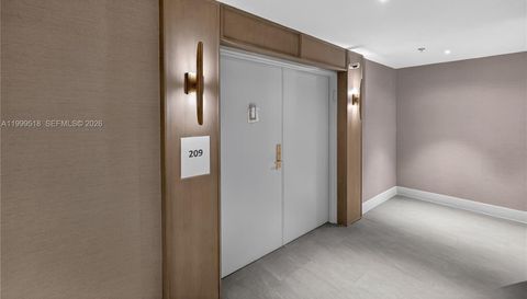 1413 Sunset Harbour Dr