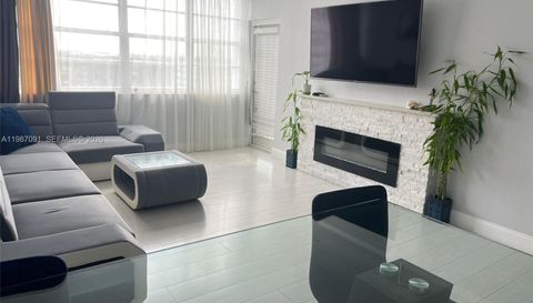 1301 Ne Miami Gardens Dr