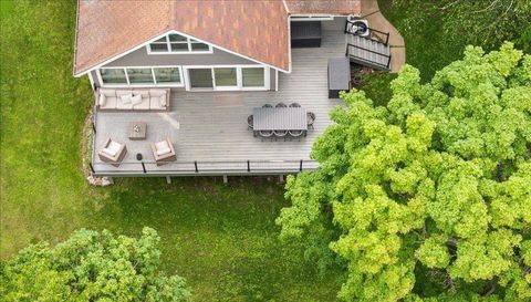 1725 White Cloud Drive N