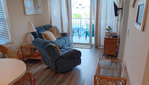 13999 Gulf Blvd #201