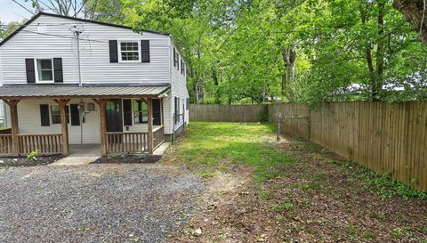 33 S Lake Terrace