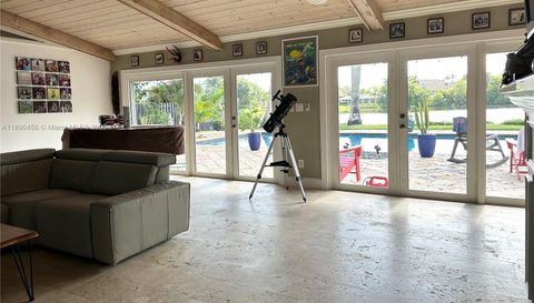 960 Bayberry Point Dr