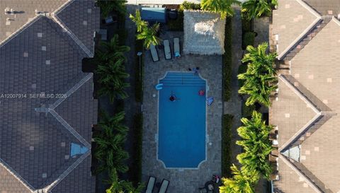 843 Ocean Blvd