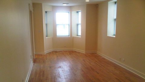 1658 W Nelson Street