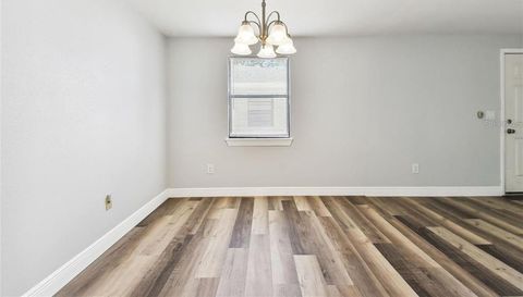 123 LOBLOLLY COURT