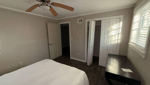 2940 Benjamin E Mays Dr SW