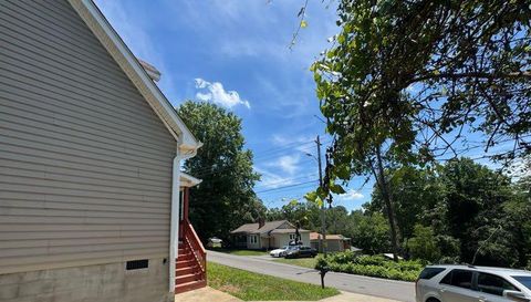 124 Oakland Rd
