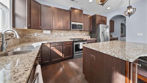 1106 Thessallian Ln