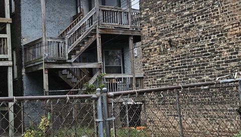 1910 S Ridgeway Avenue