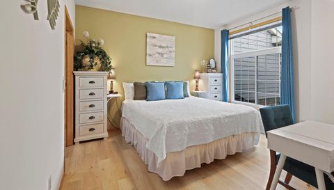 9949 Tamarack Cove