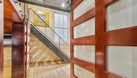 801 Washington Avenue N