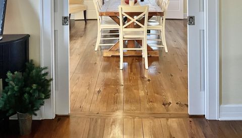 1017 Fox Knoll Dr SW