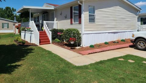 915 Bel Air BlvdHampton