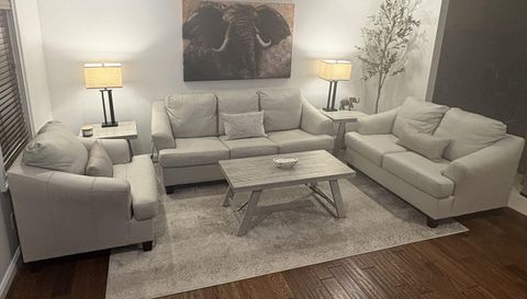 801 Red Drew Ave APT 4