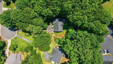 804 Salem Ct