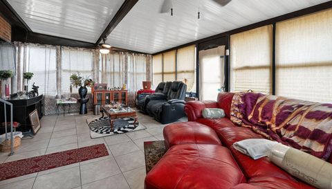 4077 Burning Tree Ln