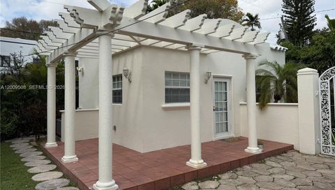 533 Minorca Ave