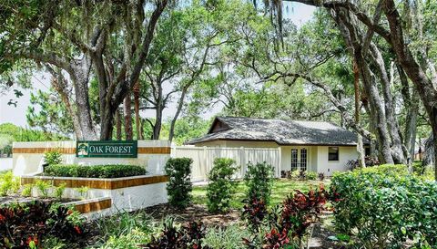 4635 Oak Forest