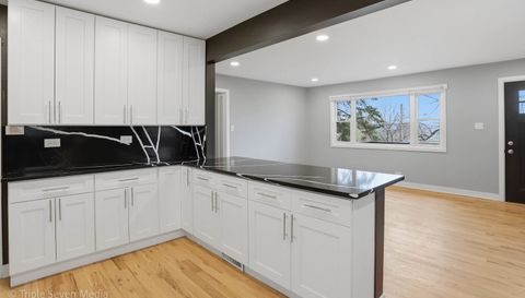 104 E Division Street