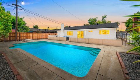 6741 Steiner Dr