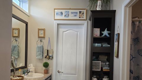 3925 Manatee Club Dr