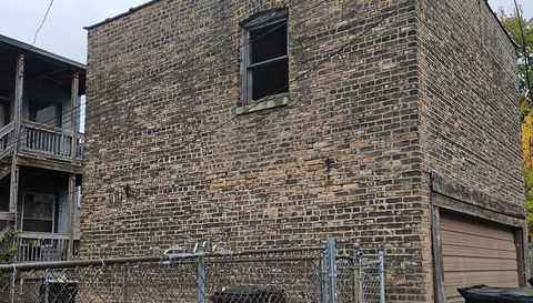 1910 S Ridgeway Avenue